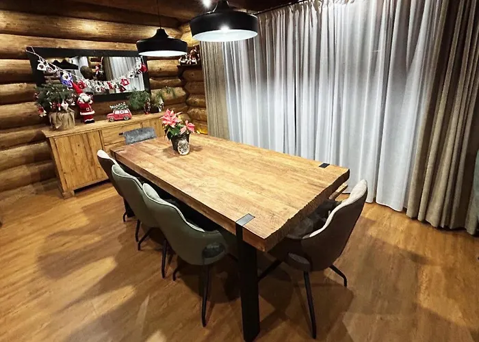 Zrub Kováčová Villa *